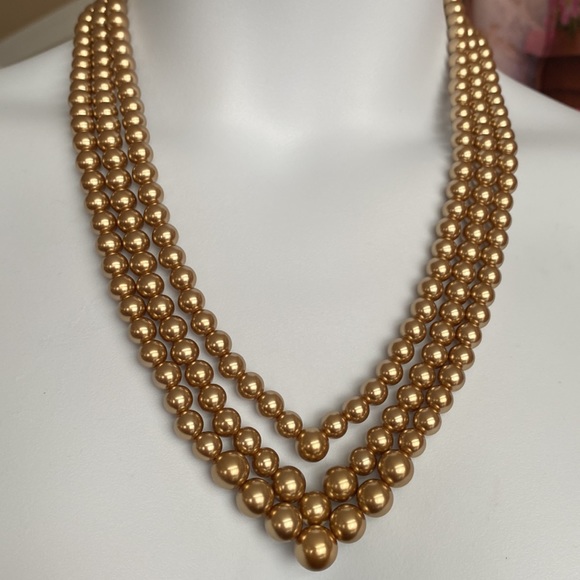 Satin golded finished 3 strand V Necklace and Bracelet - Picture 3 of 9